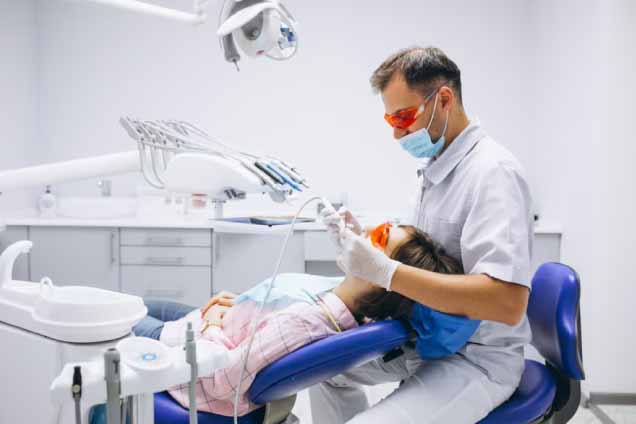 carrera de odontología peor pagada