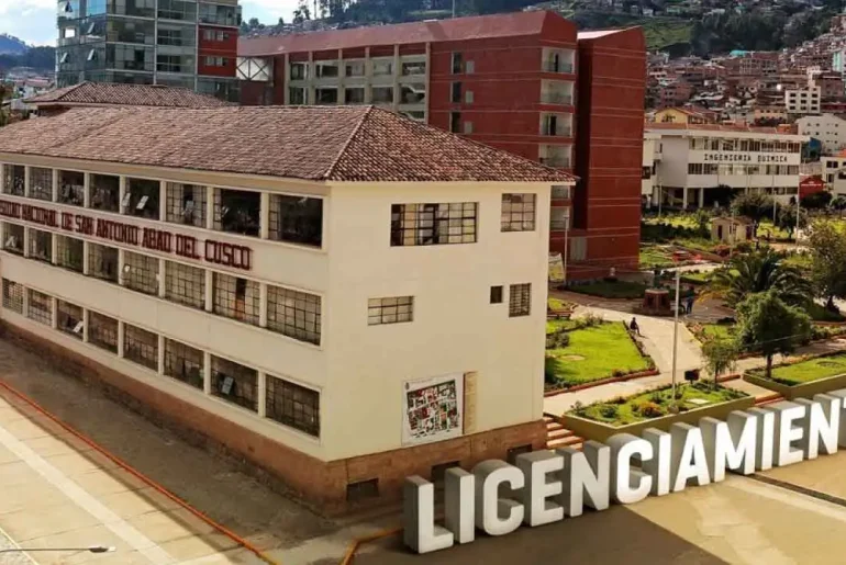 Examen de admisión UNSAAC 2023